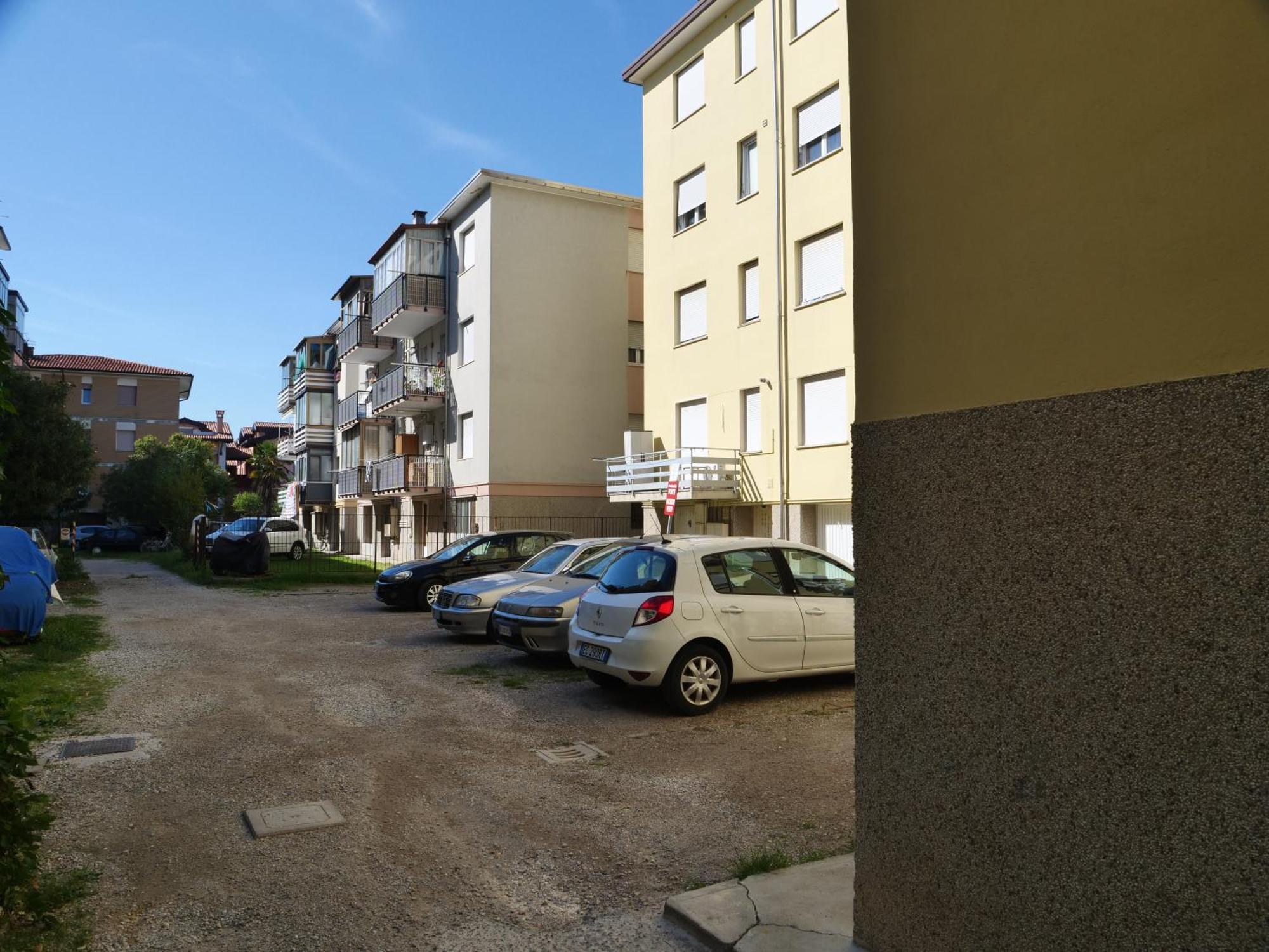 Fiore Di Mare - Delizioso Bilocale Con Posto Auto Vicino Al Porto Градо Екстериор снимка